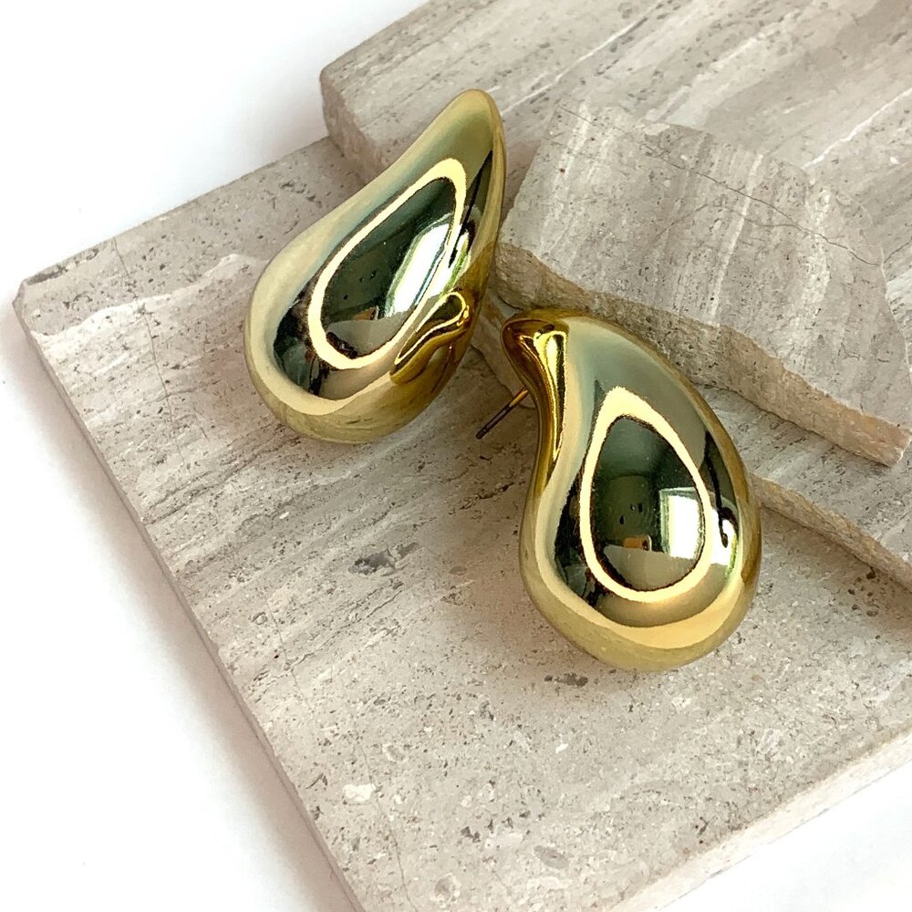 NEW ~ Anthropologie Oversized Petra Gold Droplet Earrings